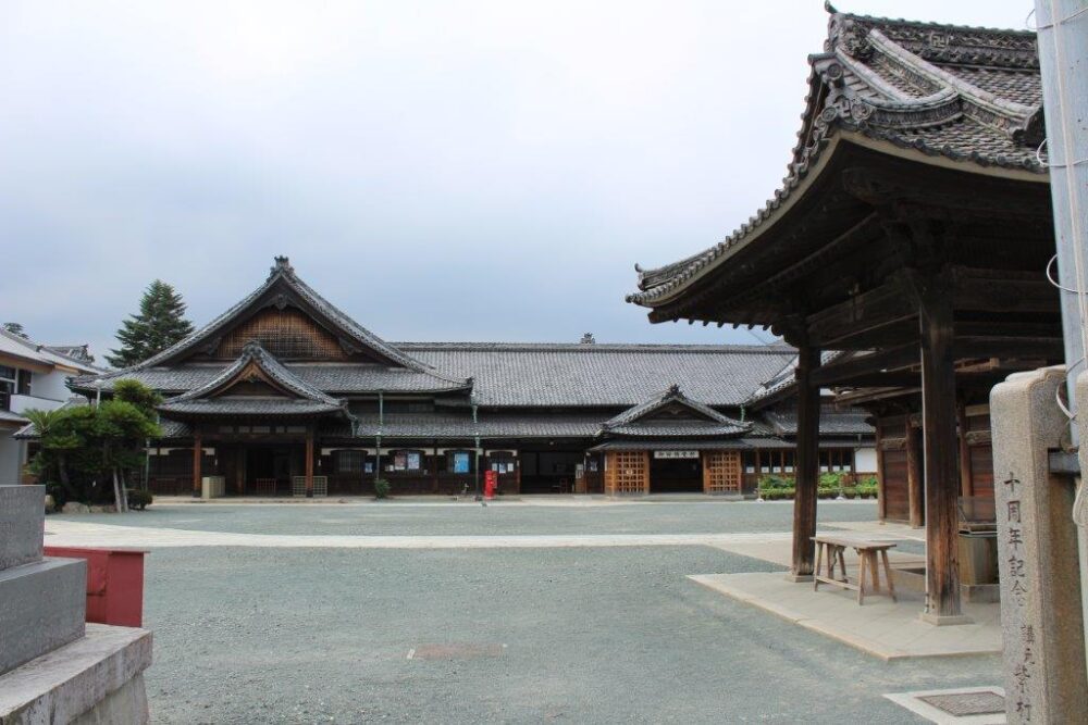 豊川稲荷